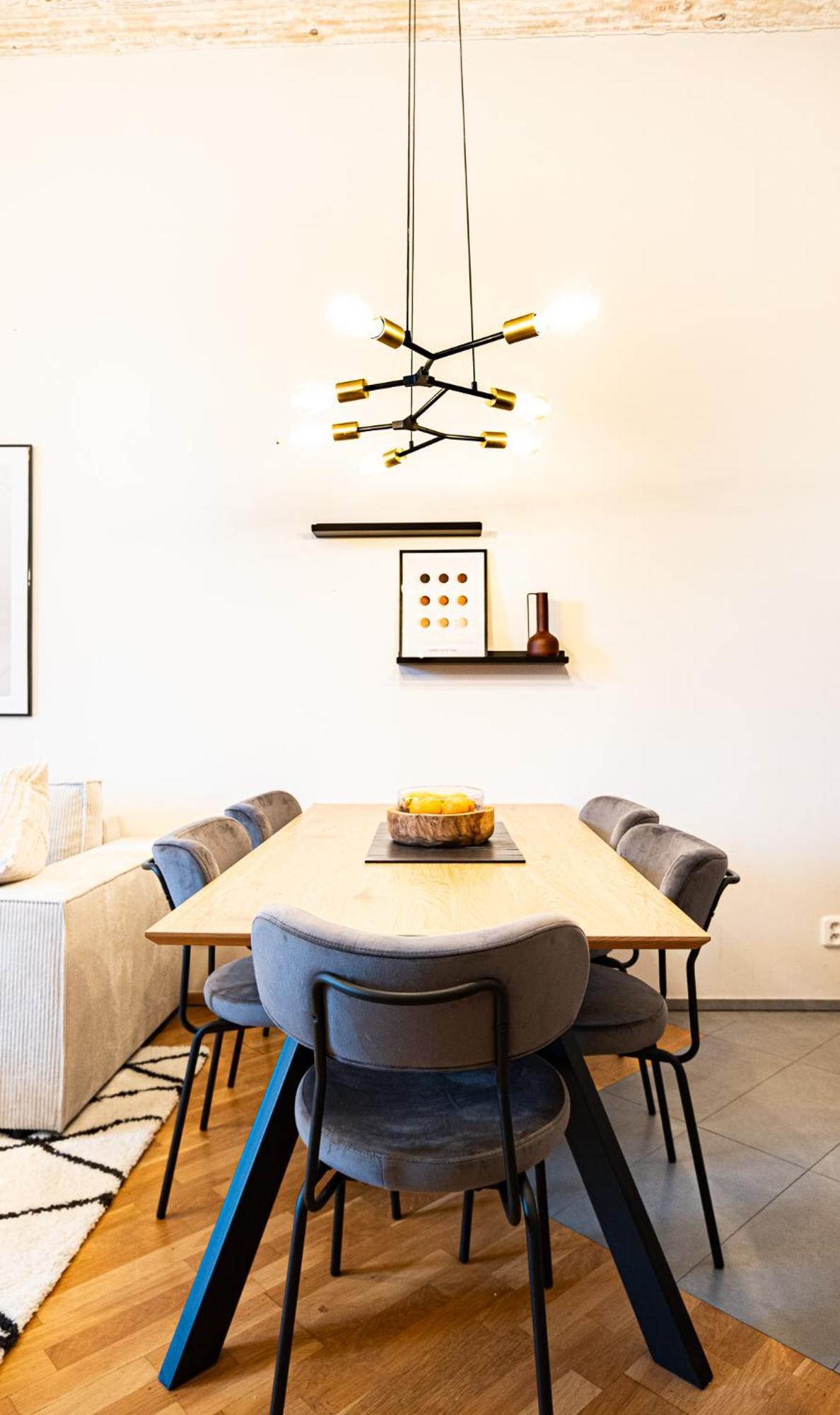 Appartamento Cozy Industrial 8min Dancing House Apartment, Praga