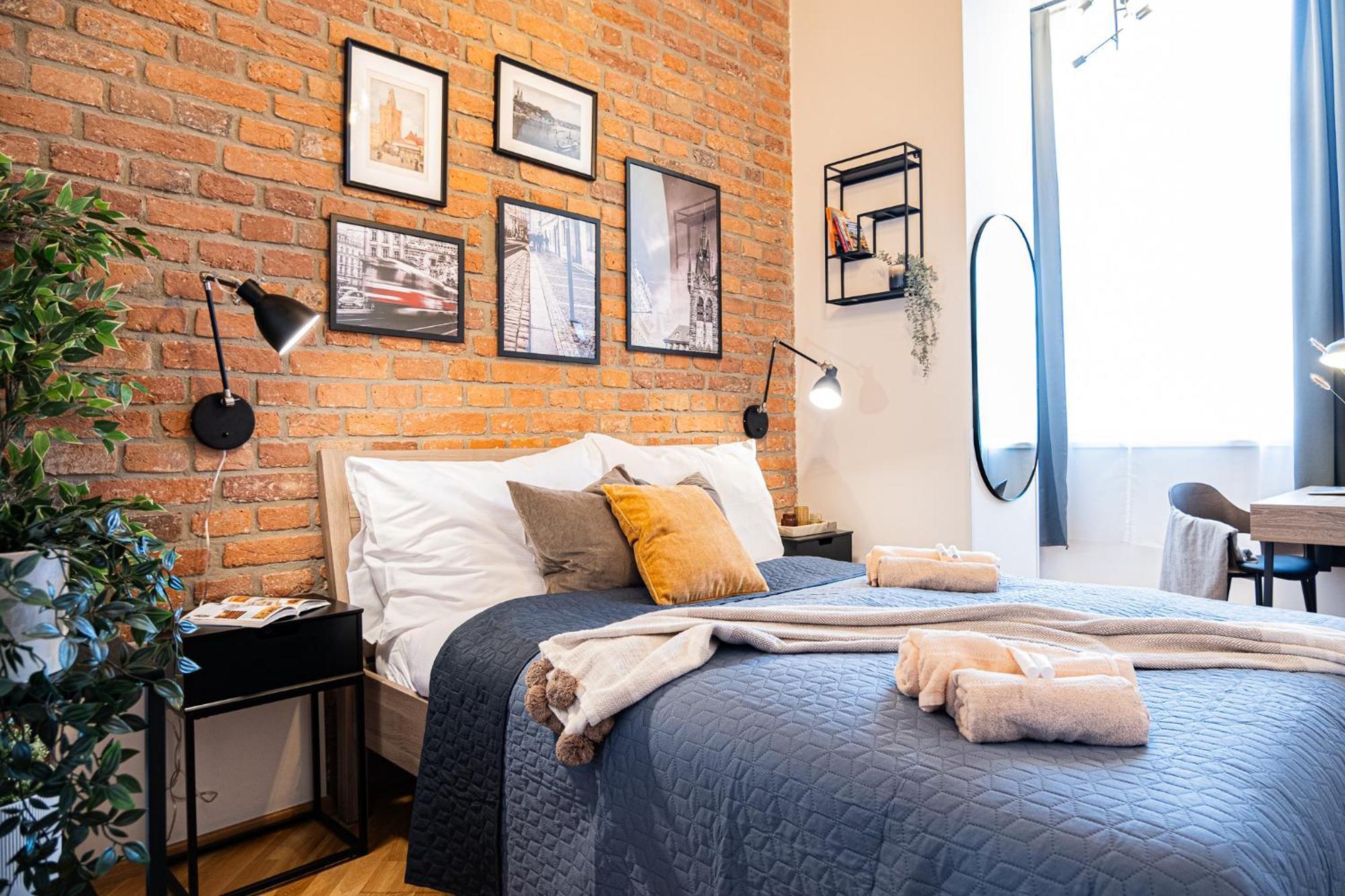 Appartamento Cozy Industrial 8min Dancing House Apartment,